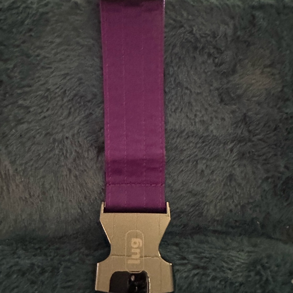 Lug 1.5 inch extended strap in grape purple